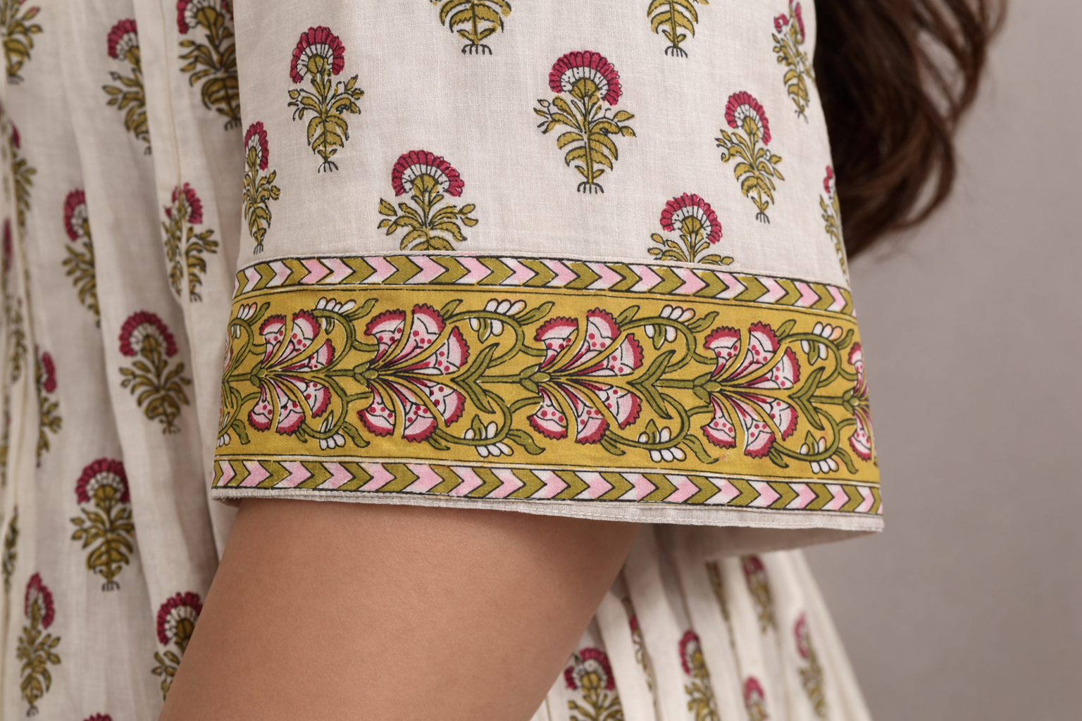 Sehar Off- White elegant Suit Set